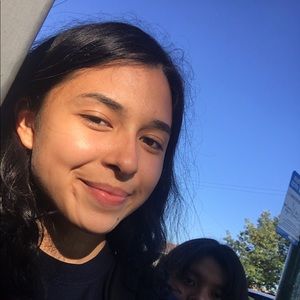 Meet your Posher, Maria